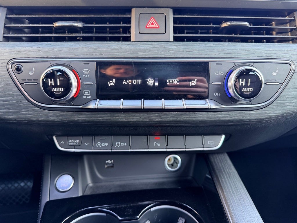2022 Audi A4 45 S line Premium Plus quattro