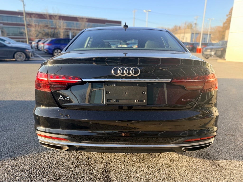 2022 Audi A4 45 S line Premium Plus quattro