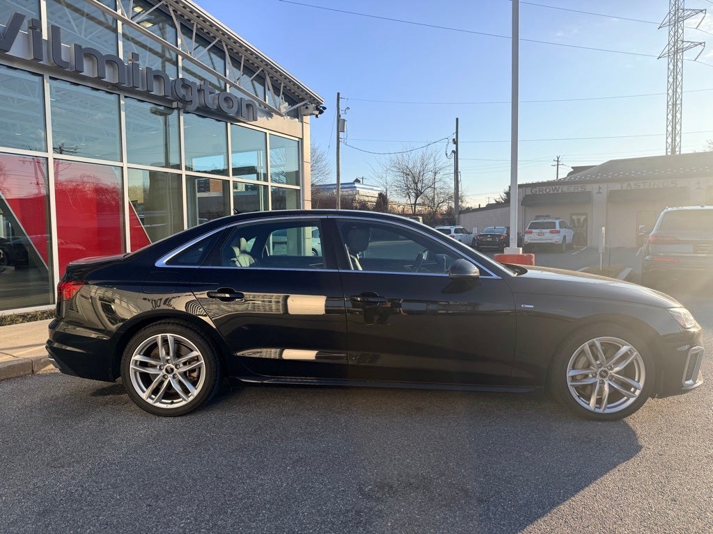 2022 Audi A4 45 S line Premium Plus quattro