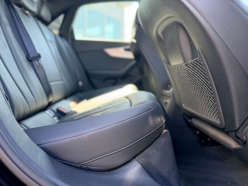 2023 Audi A4 45 S line Premium Plus quattro