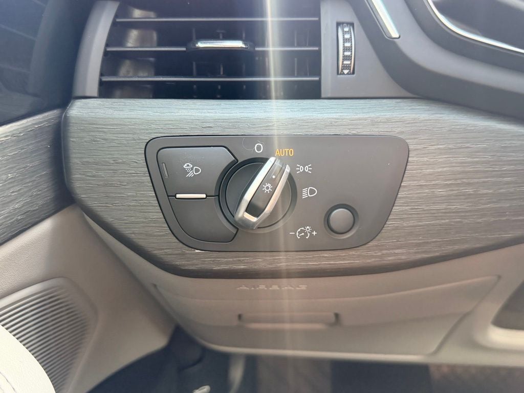 2023 Audi A5 Sportback 45 S line Premium Plus quattro