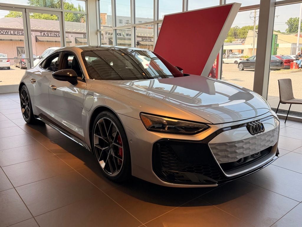 2026 Audi RS e-tron GT performance Base quattro
