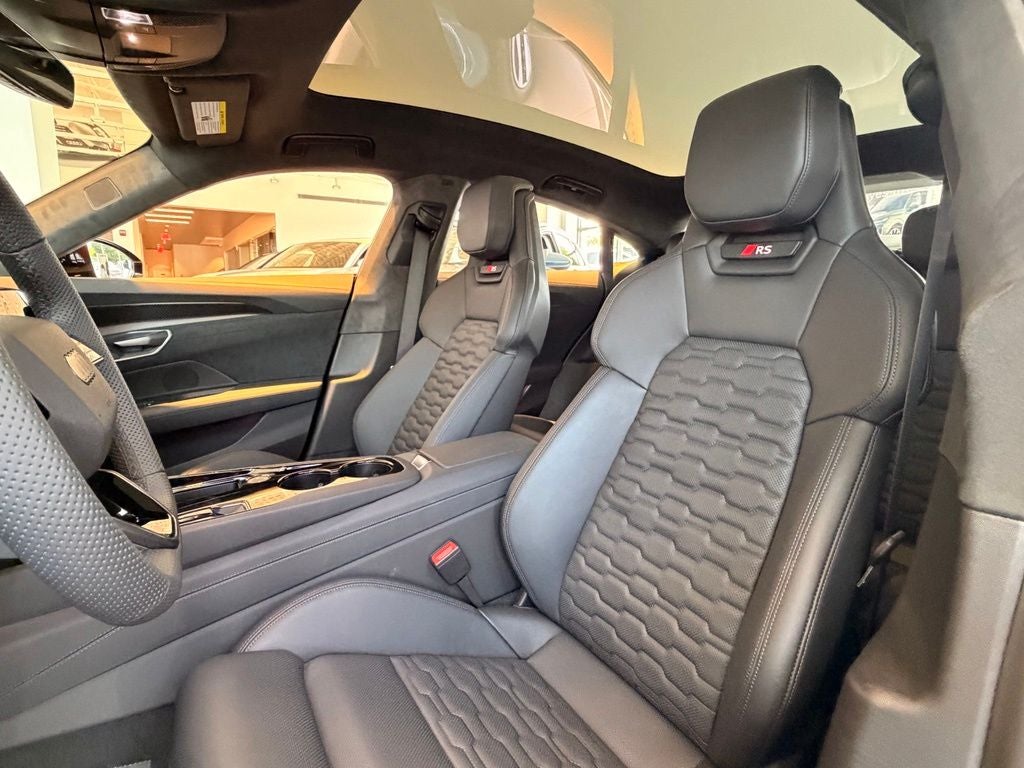 2026 Audi RS e-tron GT performance Base quattro