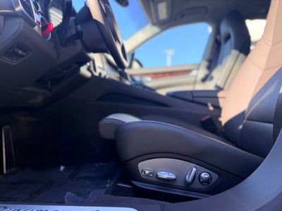 2015 Porsche Panamera 4