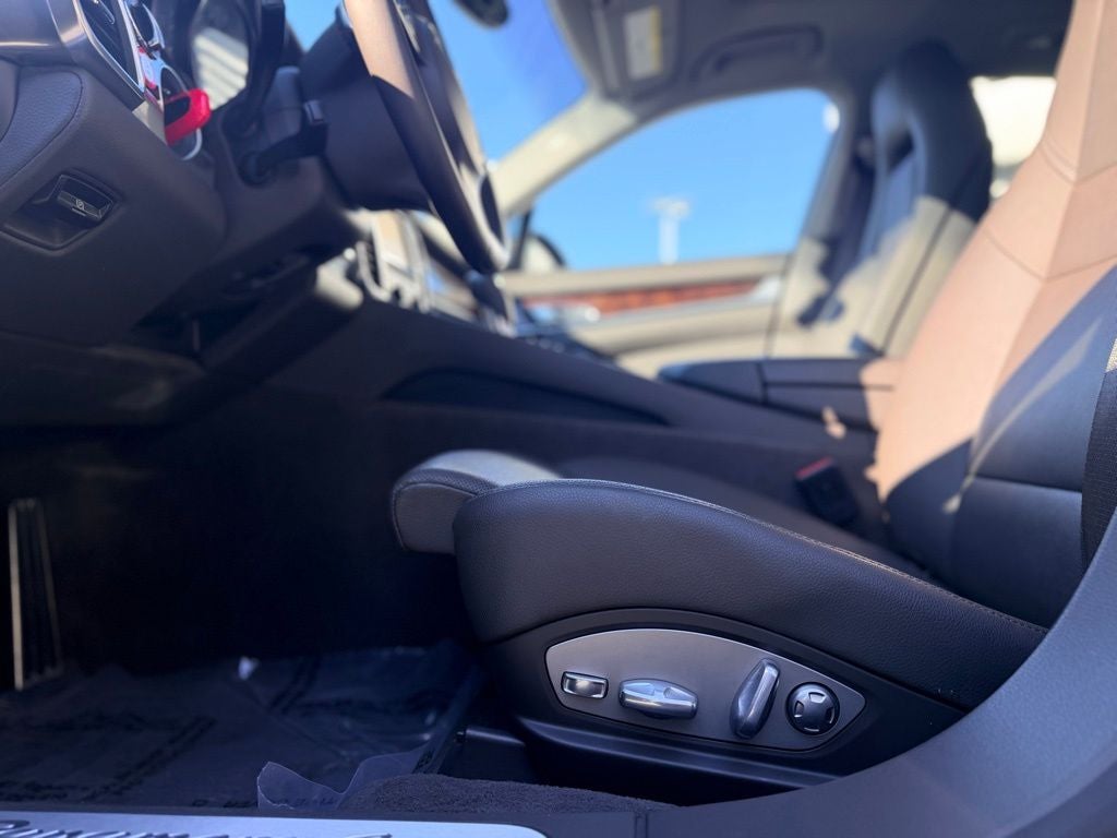 2015 Porsche Panamera 4