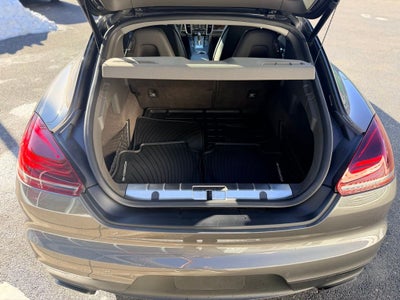 2015 Porsche Panamera 4