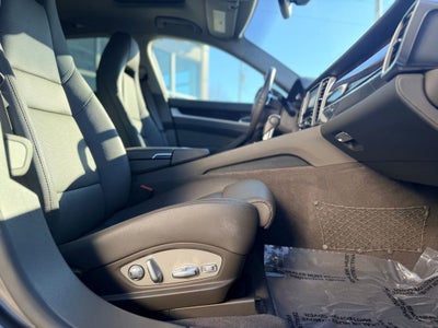 2015 Porsche Panamera 4