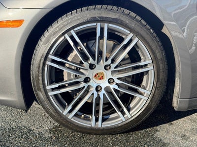 2015 Porsche Panamera 4