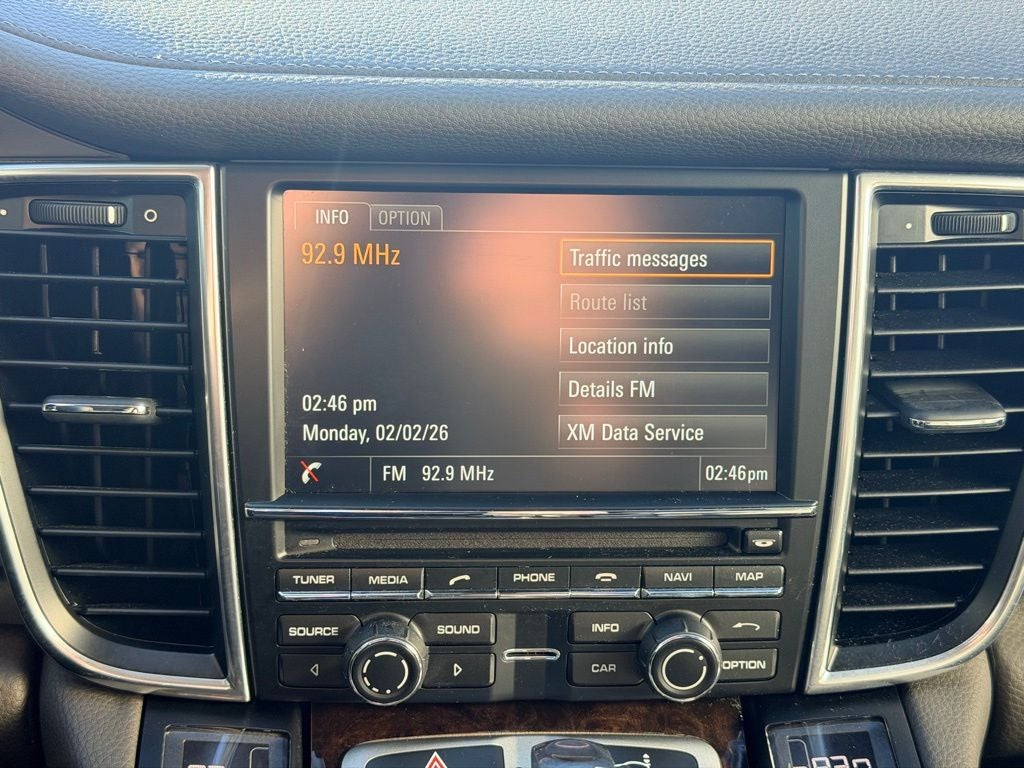 2015 Porsche Panamera 4