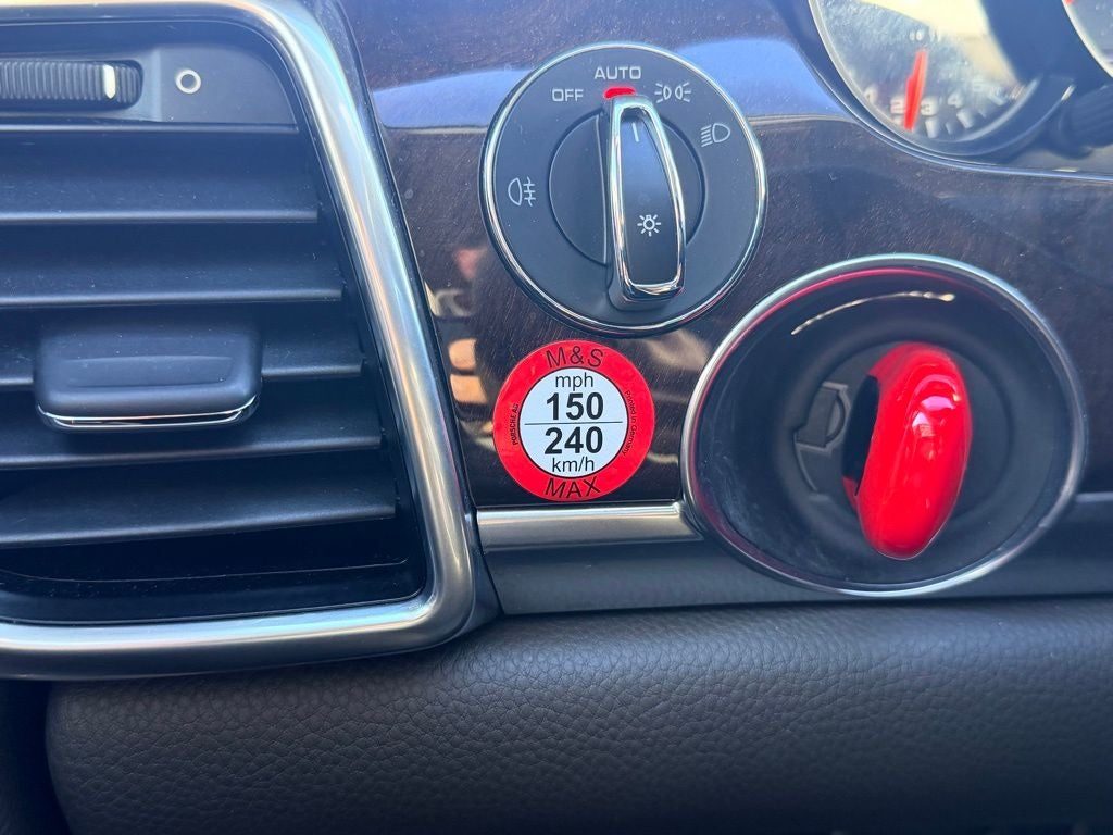 2015 Porsche Panamera 4