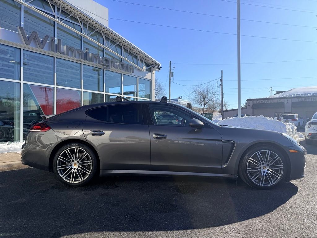 2015 Porsche Panamera 4