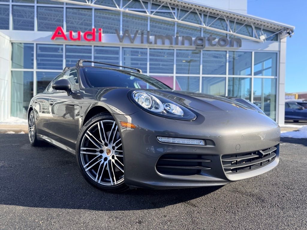 2015 Porsche Panamera 4