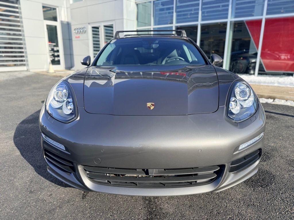 2015 Porsche Panamera 4