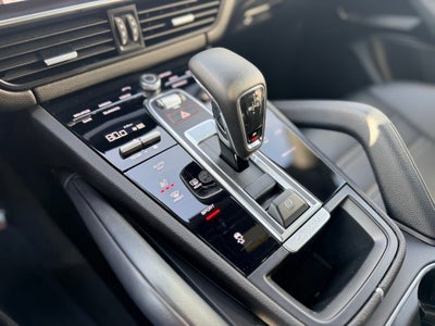 2023 Porsche Cayenne Platinum Edition