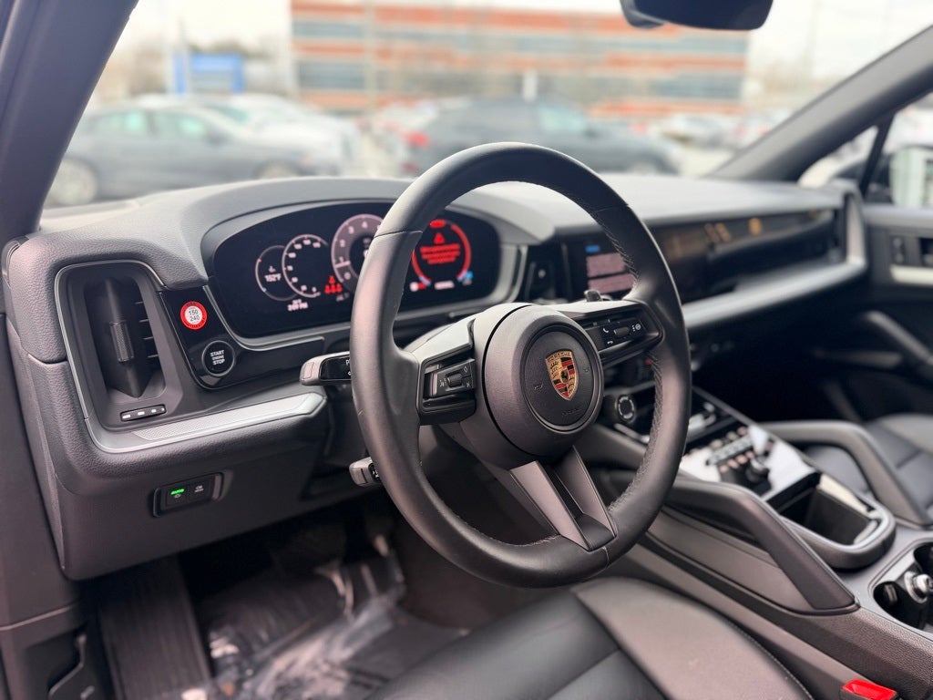 2024 Porsche Cayenne Base
