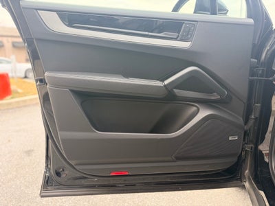 2024 Porsche Cayenne Base