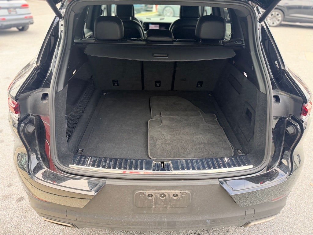 2024 Porsche Cayenne Base