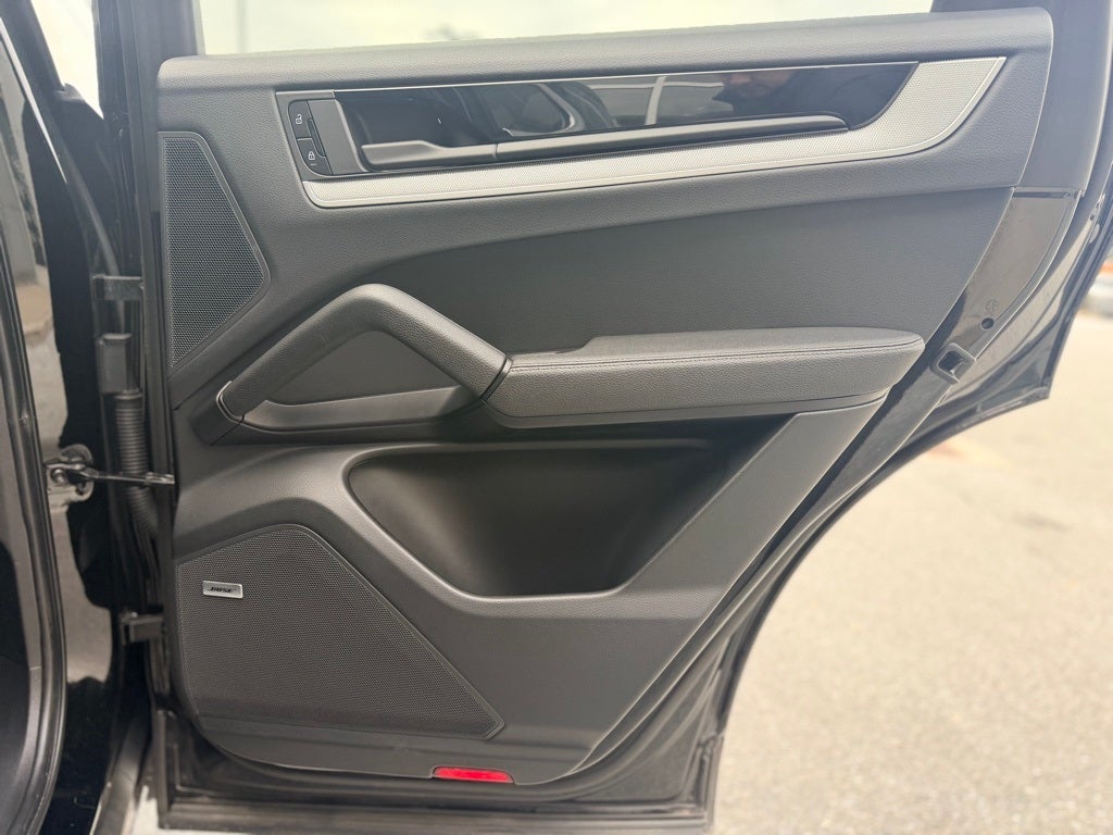 2024 Porsche Cayenne Base
