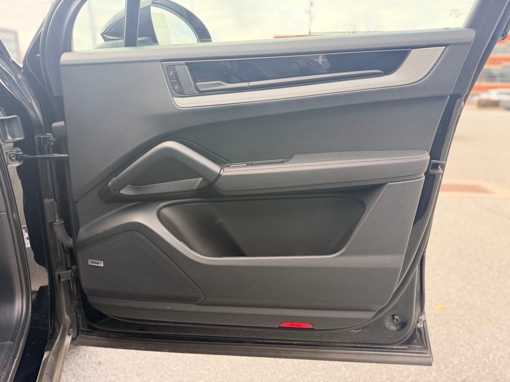 2024 Porsche Cayenne Base