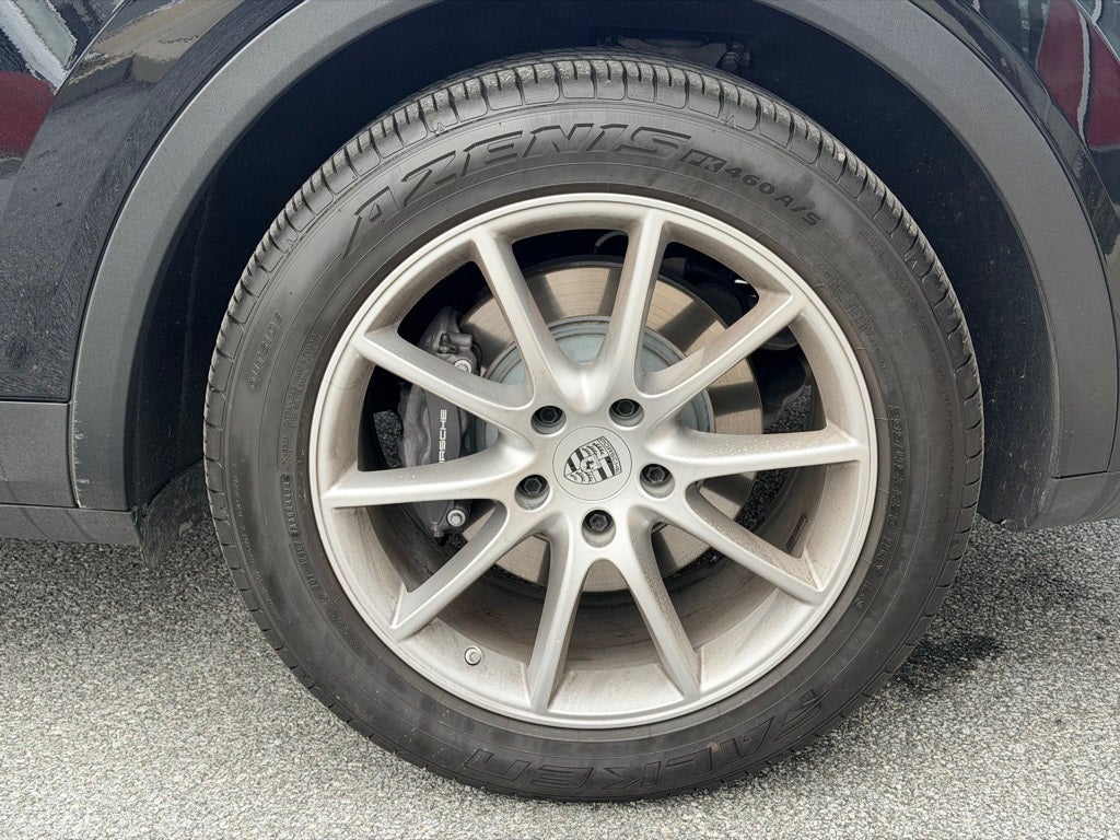 2024 Porsche Cayenne Base
