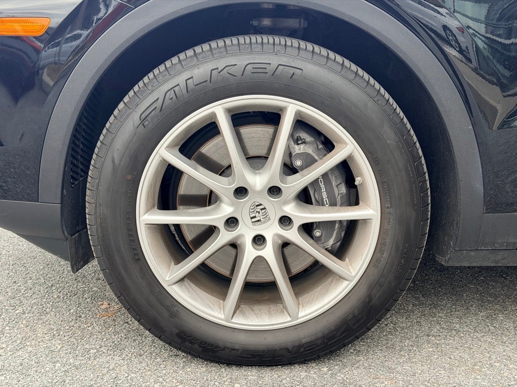 2024 Porsche Cayenne Base