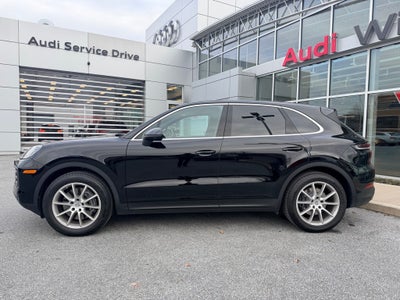 2024 Porsche Cayenne Base