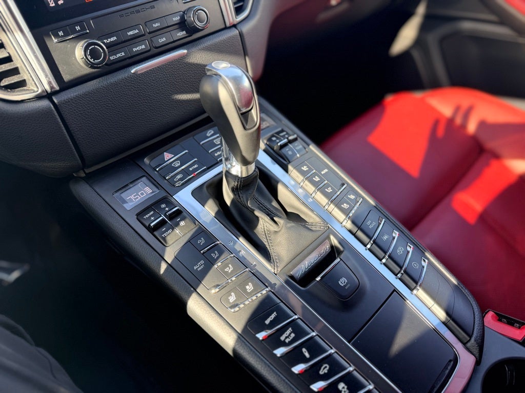 2017 Porsche Macan GTS