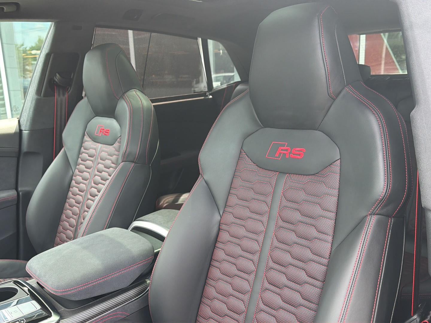2026 Audi RS Q8 performance