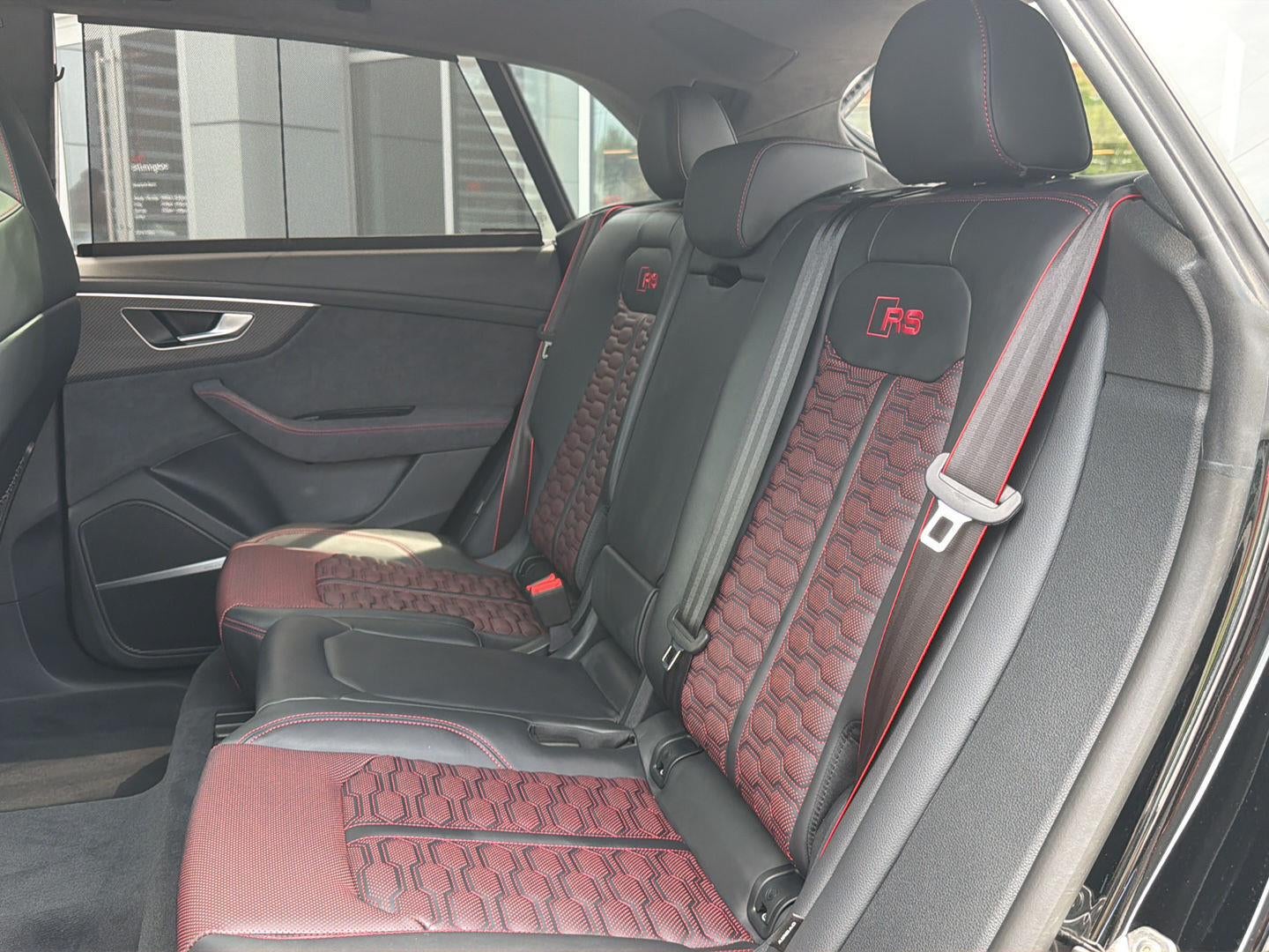 2026 Audi RS Q8 performance
