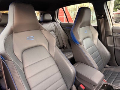 2023 Volkswagen Golf R 2.0T