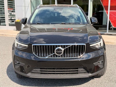 2023 Volvo XC40 B5 Plus Bright Theme