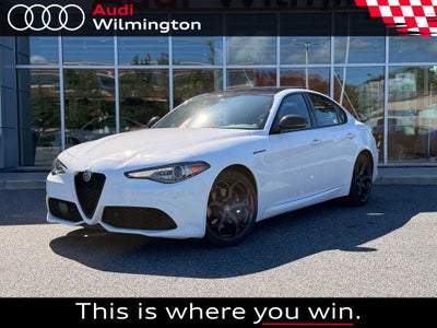 2023 Alfa Romeo Giulia Estrema