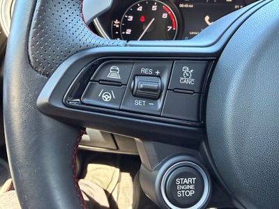 2023 Alfa Romeo Giulia Estrema