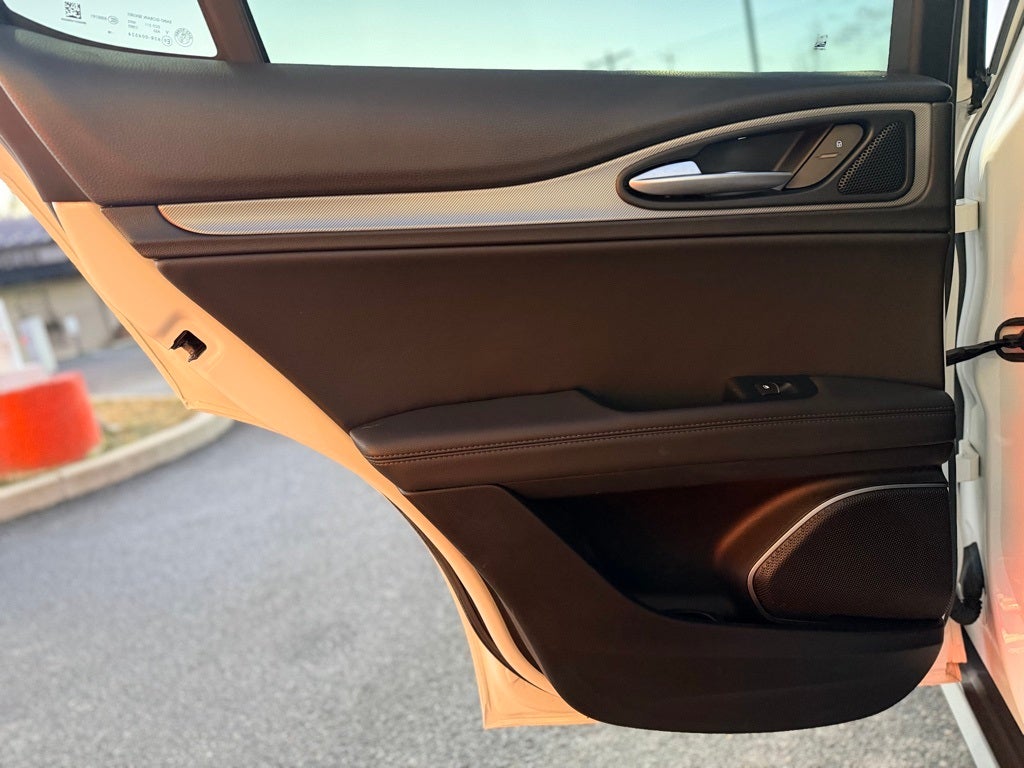 2019 Alfa Romeo Stelvio Ti Sport