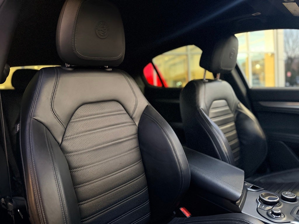 2019 Alfa Romeo Stelvio Ti Sport