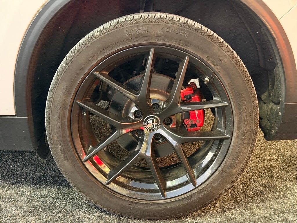 2019 Alfa Romeo Stelvio Ti Sport