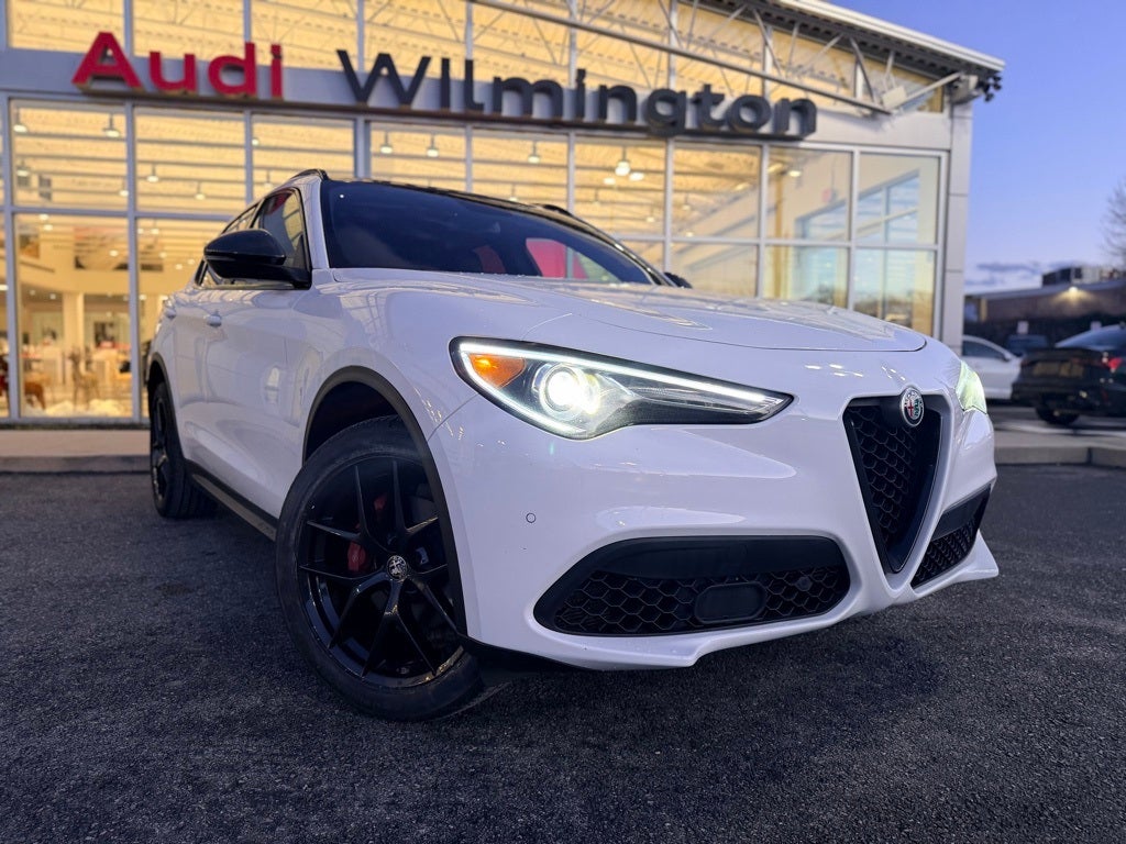 2019 Alfa Romeo Stelvio Ti Sport