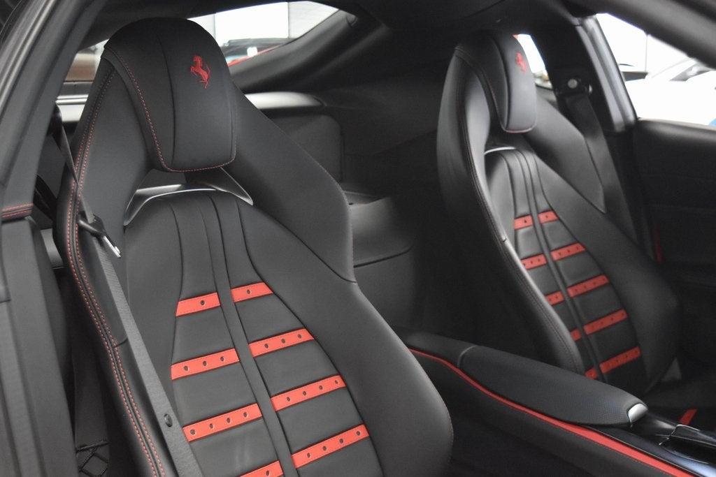 2020 Ferrari 812 Superfast Base