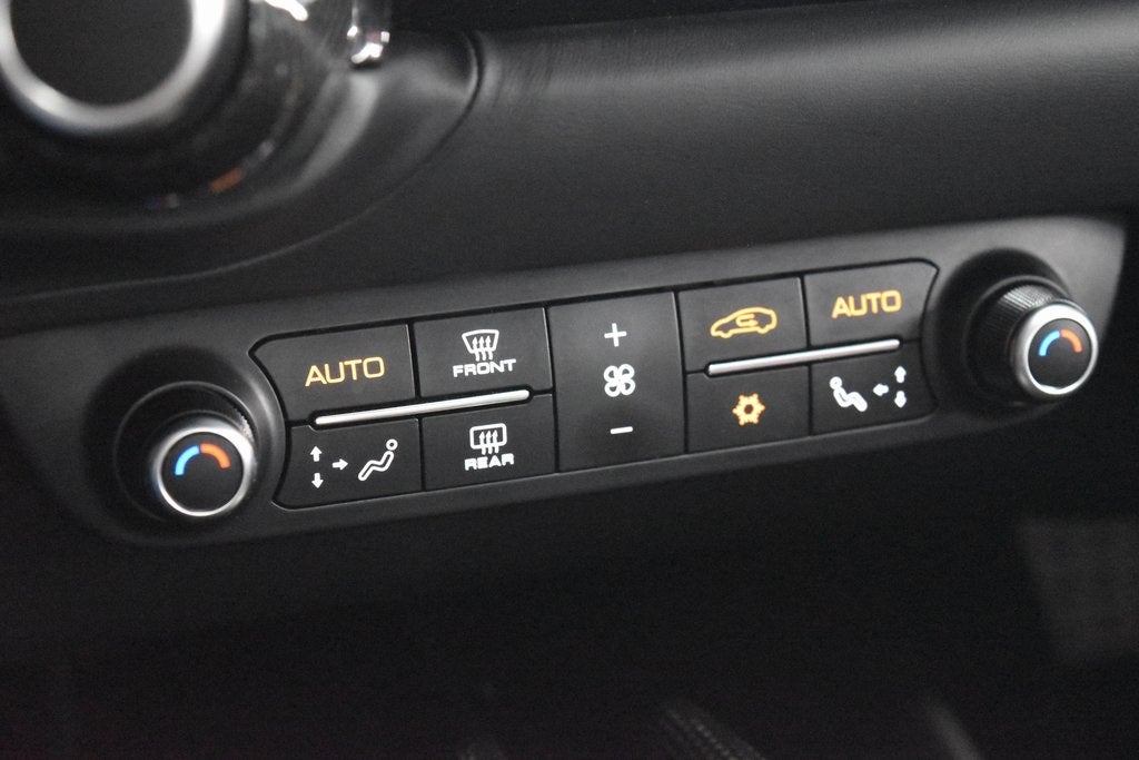 2020 Ferrari 812 Superfast Base