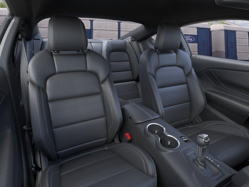2026 Ford MUSTANG COUPE