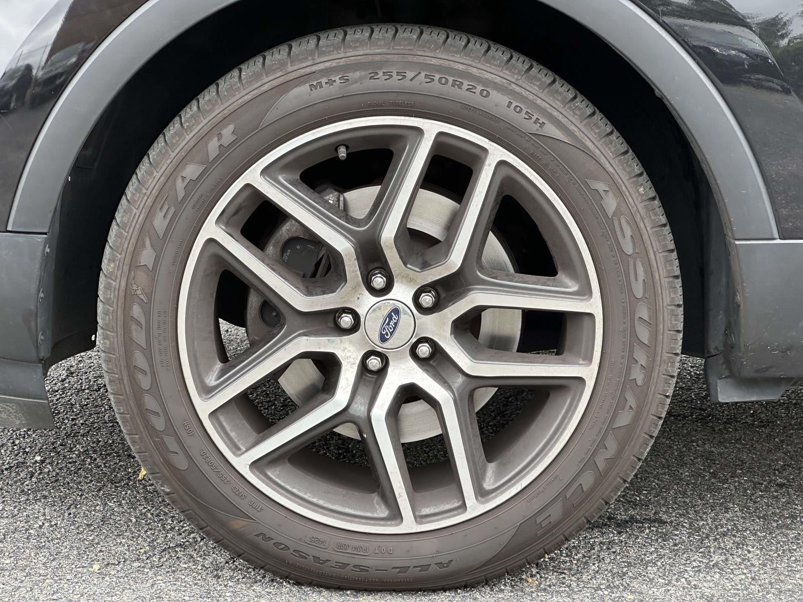 2019 Ford Explorer Sport