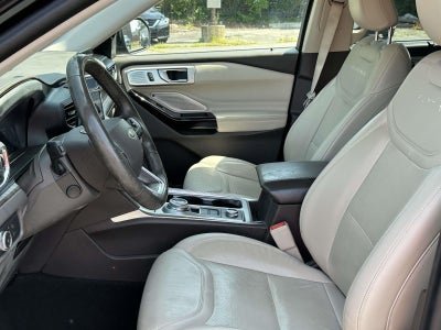 2022 Ford Explorer Platinum
