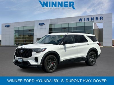 2025 Ford Explorer ST-Line