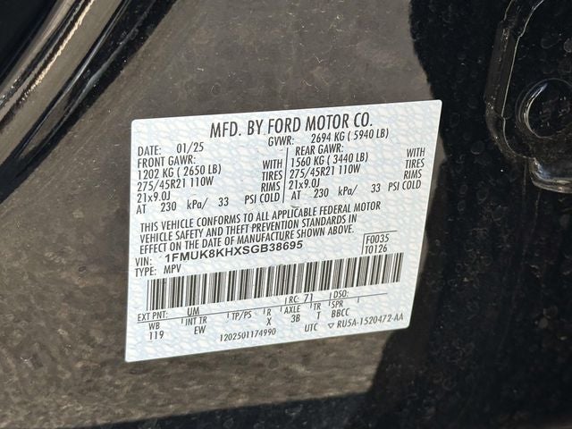 2025 Ford Explorer ST-Line