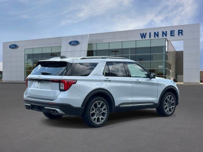 2025 Ford Explorer Platinum