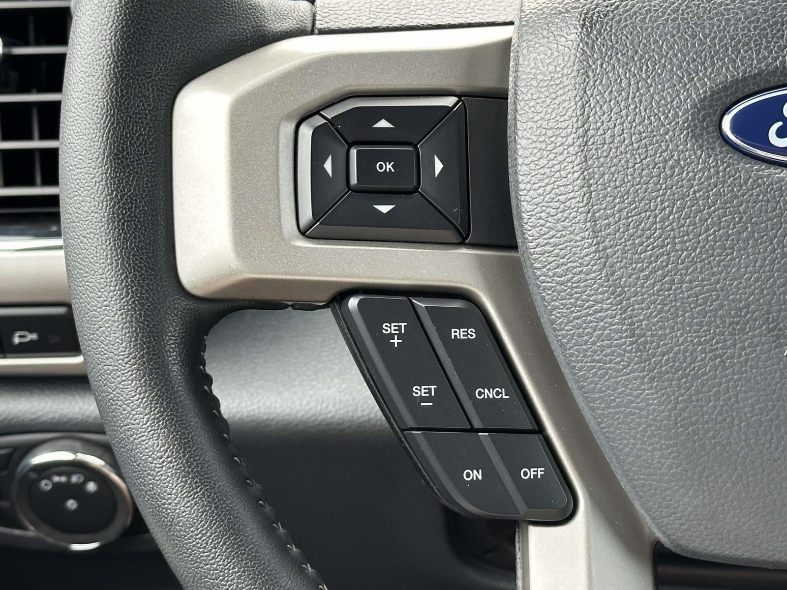 2022 Ford Super Duty F-250 SRW LARIAT