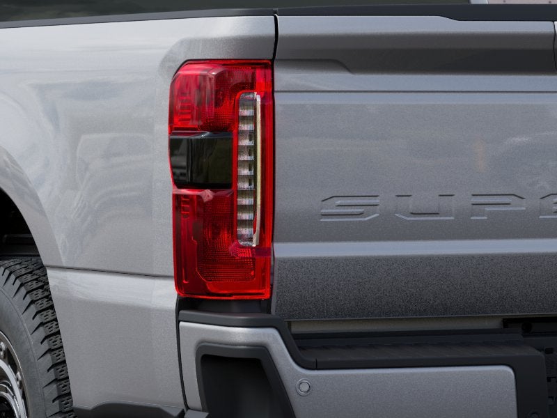2027 Ford F-350SD XLT