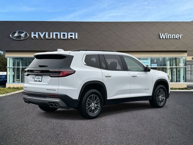 2025 GMC Acadia Elevation