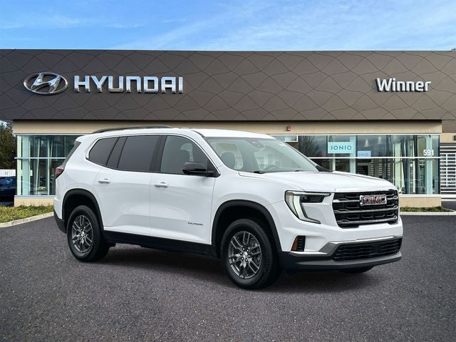2025 GMC Acadia Elevation