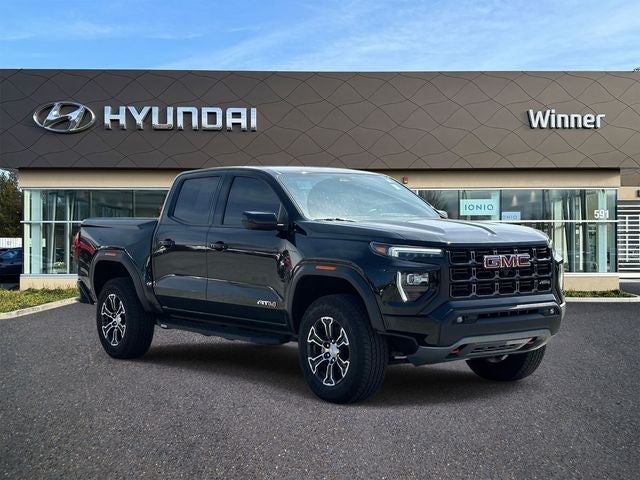 2024 GMC Canyon AT4